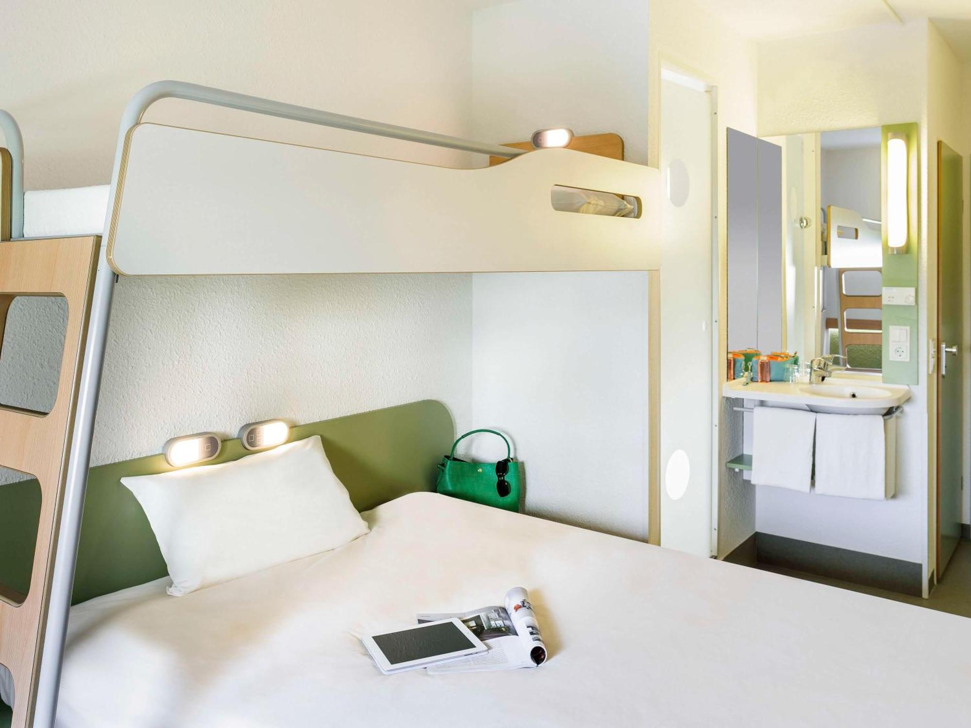 Ibis Budget Lons-Le-Saunier Luaran gambar