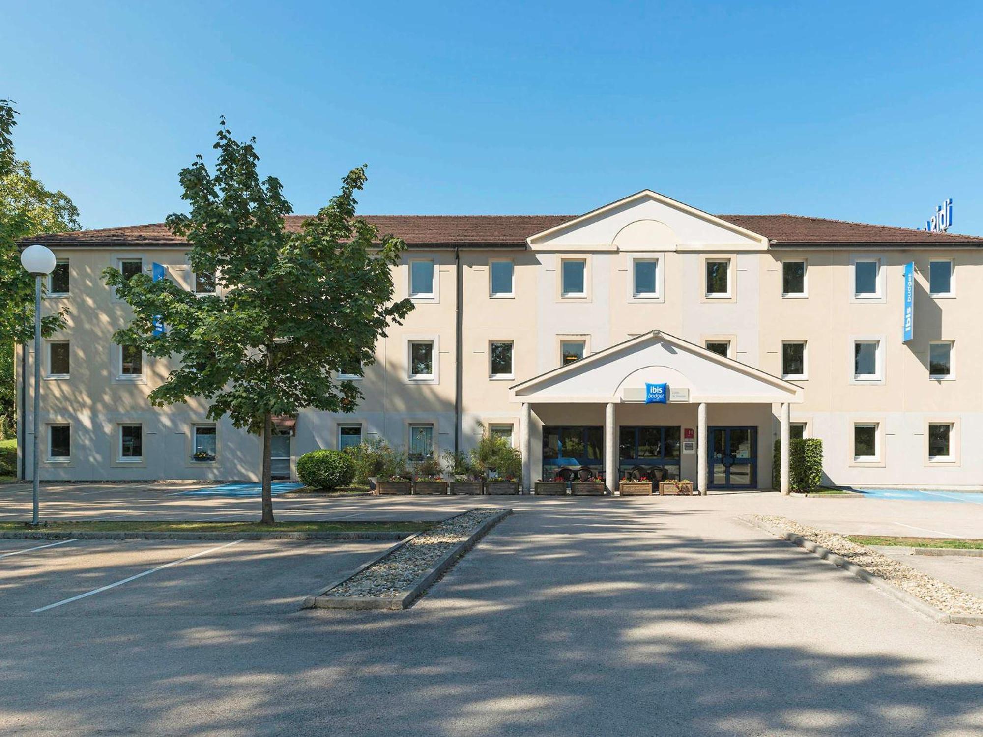 Ibis Budget Lons-Le-Saunier Luaran gambar