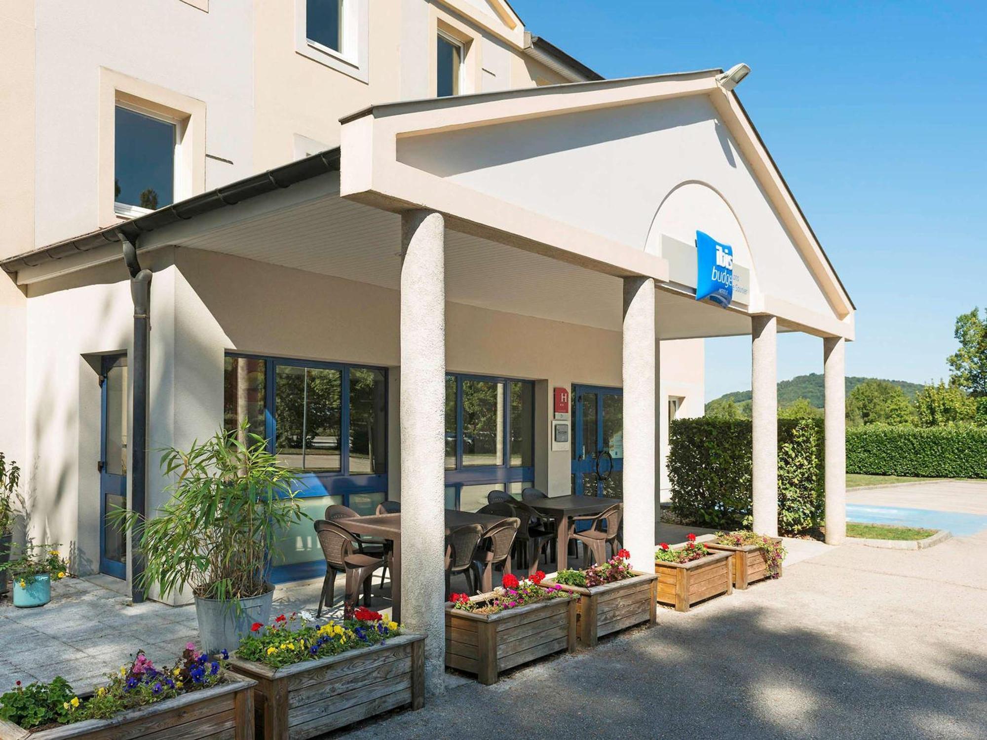 Ibis Budget Lons-Le-Saunier Luaran gambar