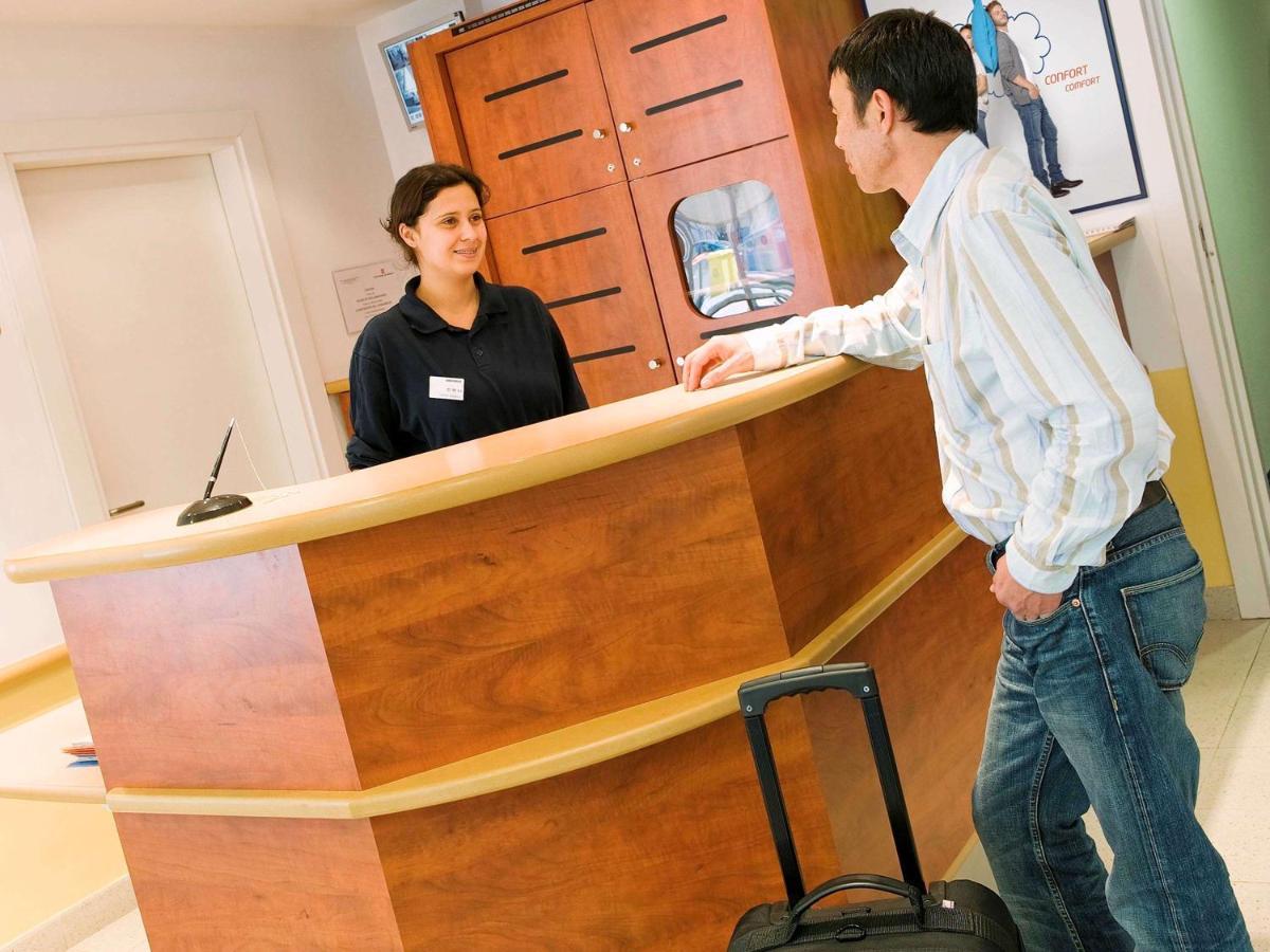 Ibis Budget Lons-Le-Saunier Luaran gambar